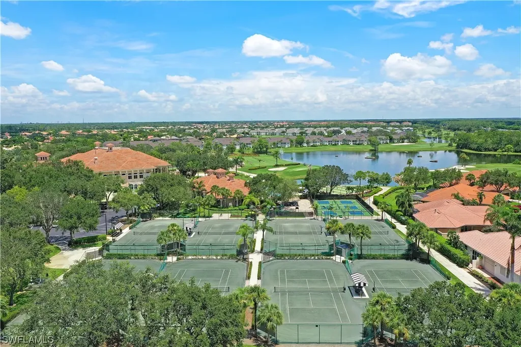 5954 Amberwood Drive Naples FL 34110
