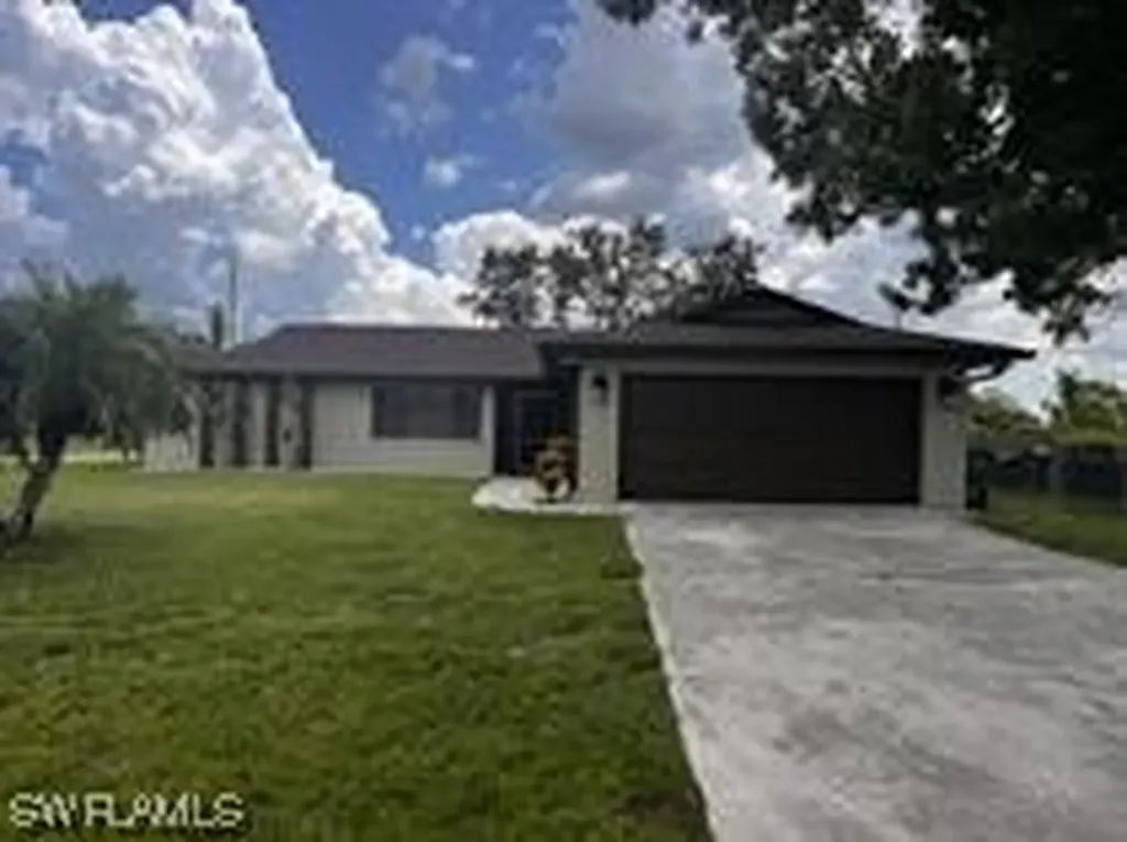 2056 NE 18th Terrace Cape Coral FL 33909