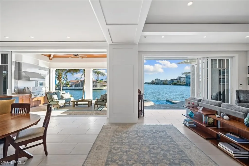 176 Bayview Avenue Naples FL 34108