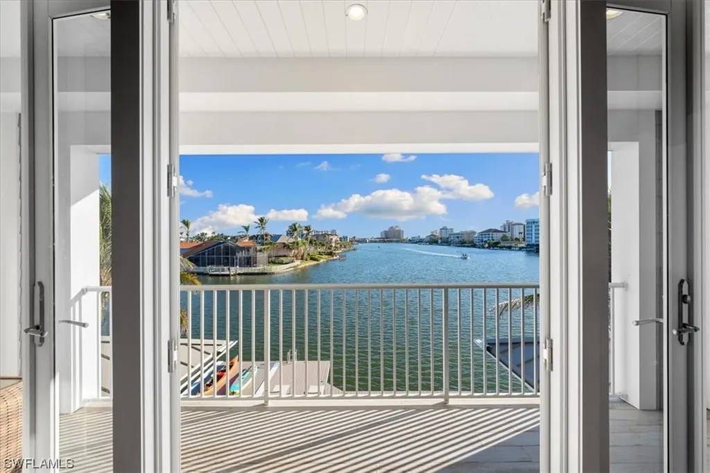 176 Bayview Avenue Naples FL 34108
