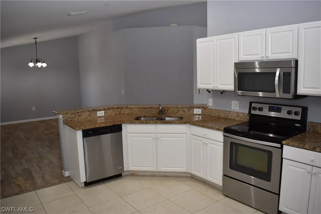 1380 Tiffany Lane Naples FL 34105