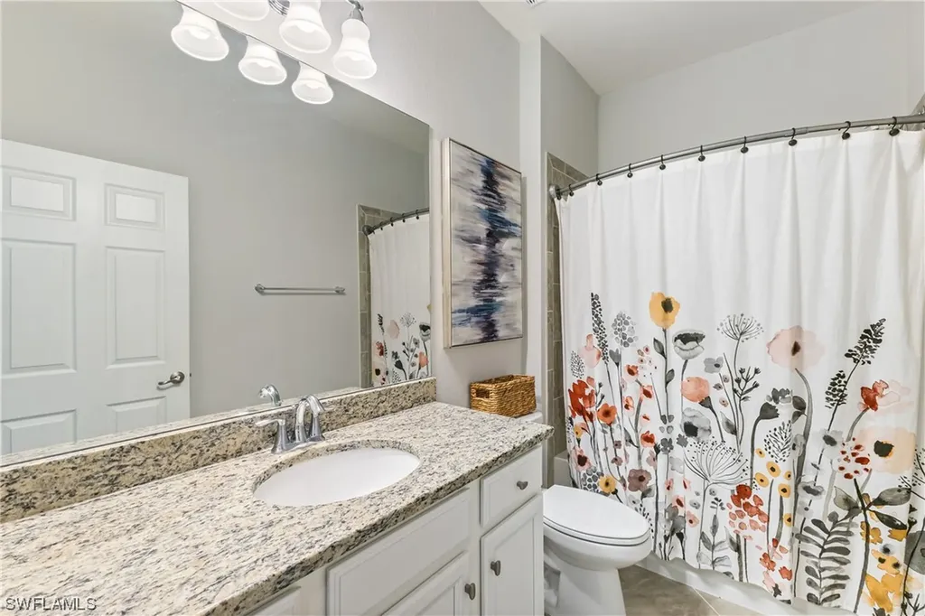 2026 Tamarron Lane Naples FL 34120