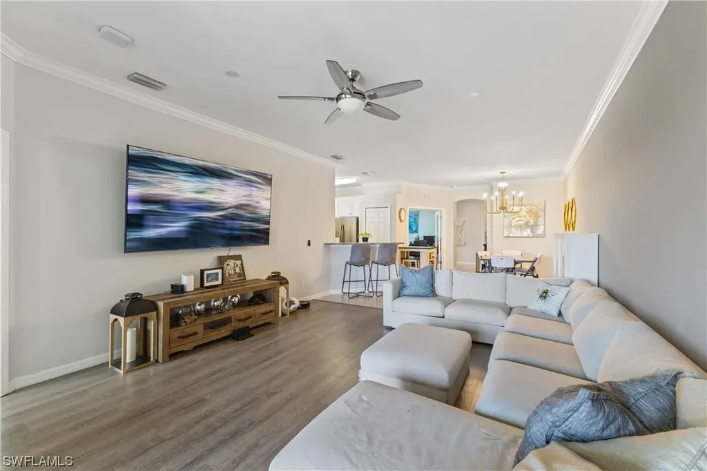 2026 Tamarron Lane Naples FL 34120