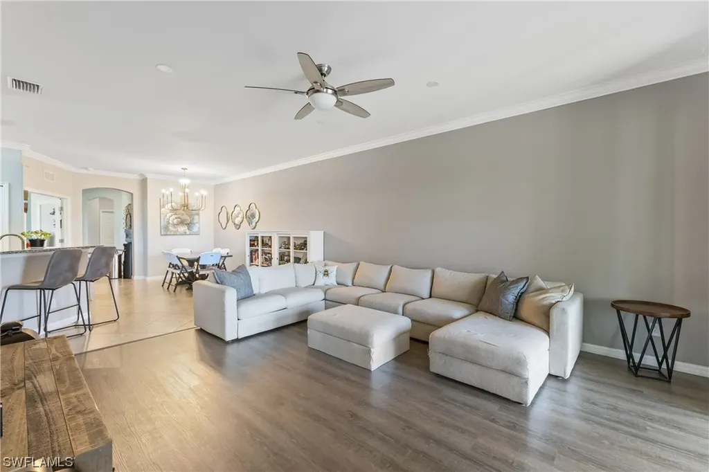 2026 Tamarron Lane Naples FL 34120