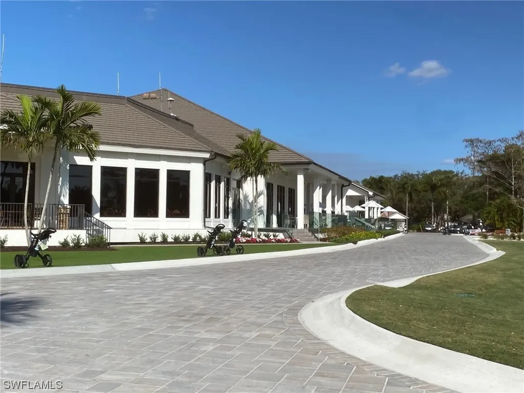 527 Eagle Creek Drive Naples FL 34113