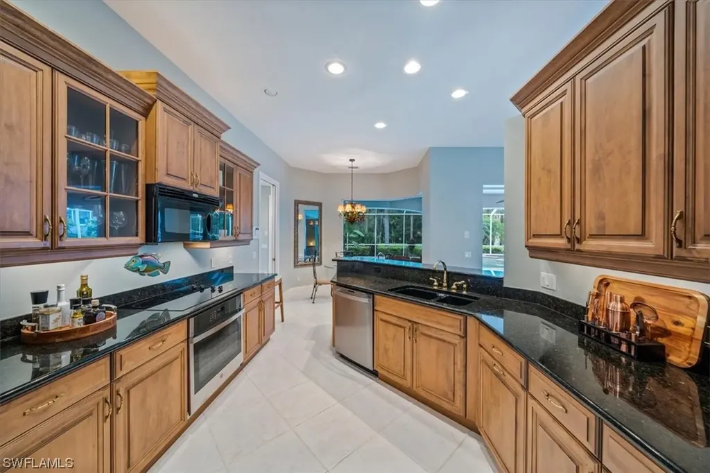 527 Eagle Creek Drive Naples FL 34113