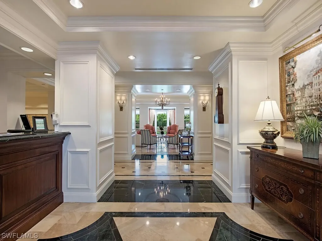 7425 Pelican Bay Boulevard Naples FL 34108