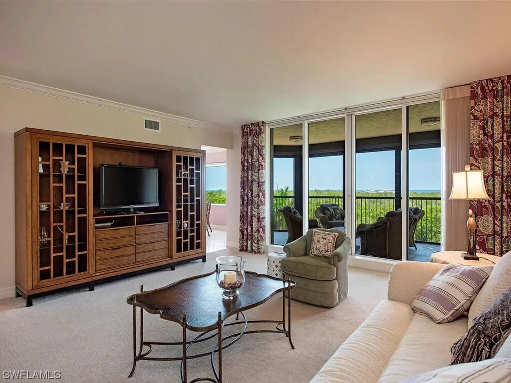 7425 Pelican Bay Boulevard Naples FL 34108