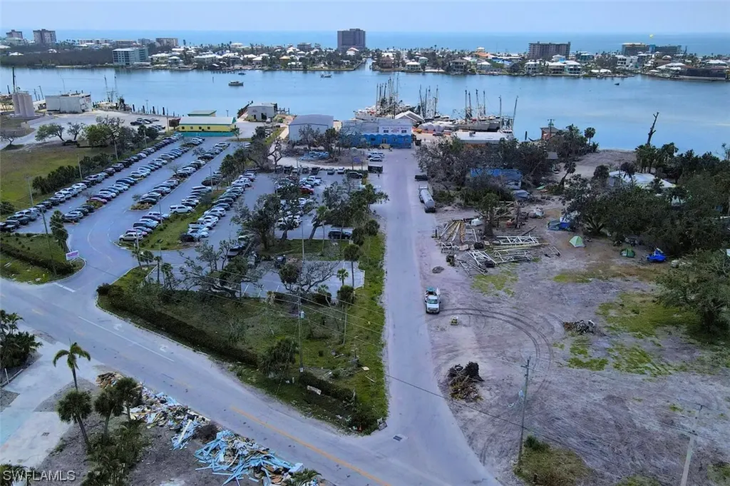 Fort Myers Beach FL 33931