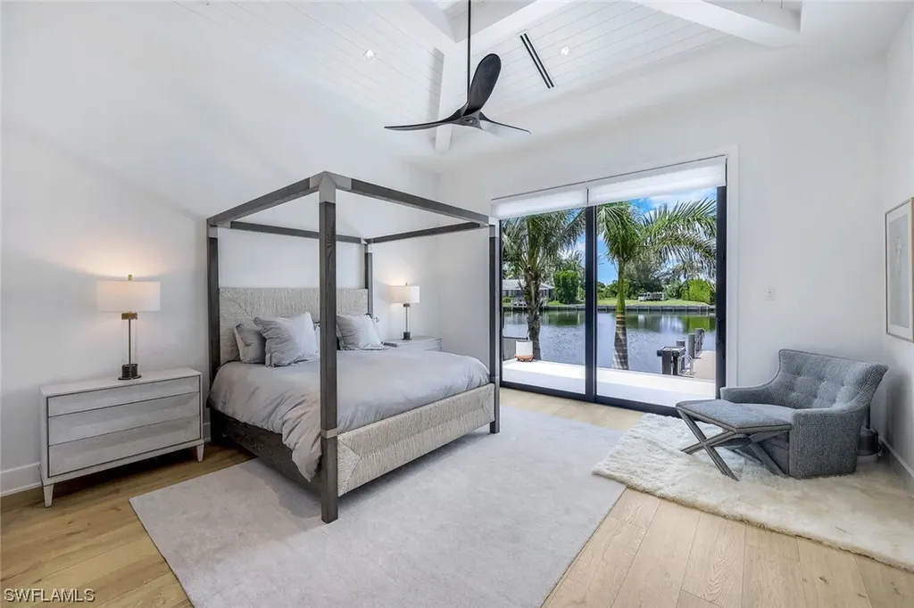 685 Cameo Court Marco Island FL 34145