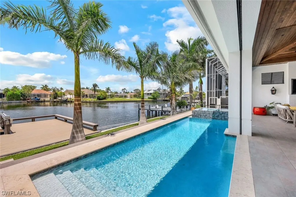 685 Cameo Court Marco Island FL 34145