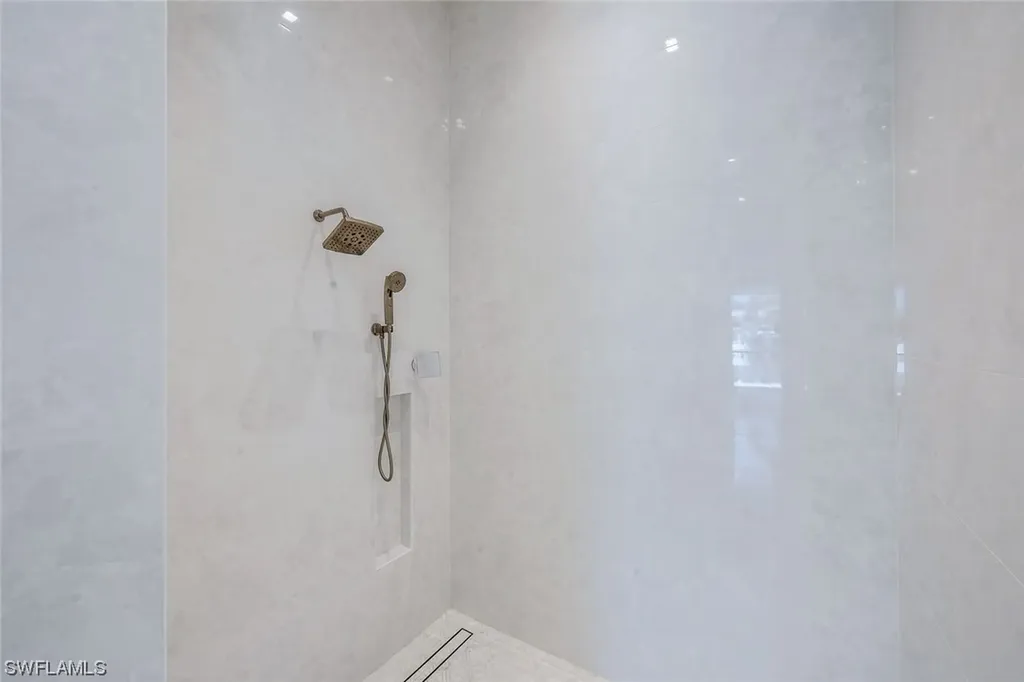 685 Cameo Court Marco Island FL 34145