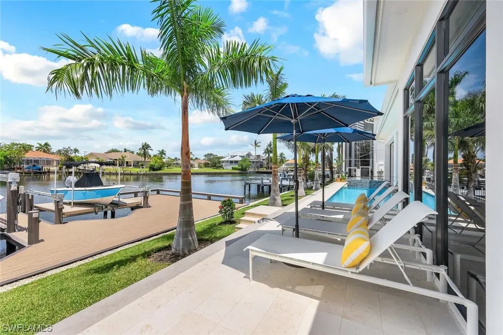 685 Cameo Court Marco Island FL 34145