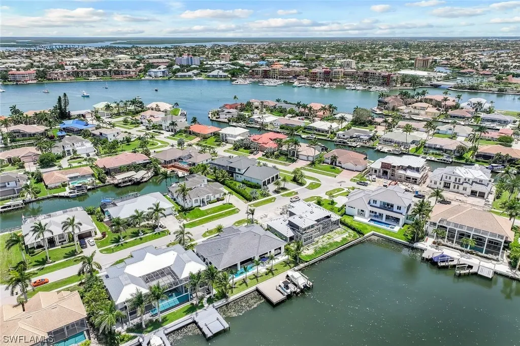 685 Cameo Court Marco Island FL 34145