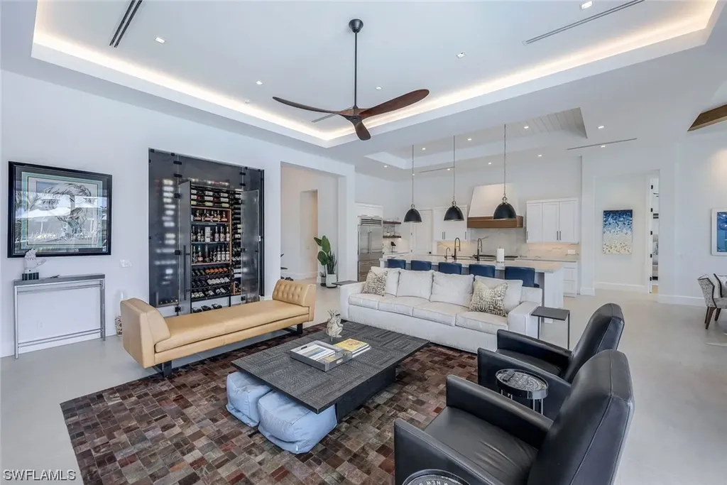 685 Cameo Court Marco Island FL 34145