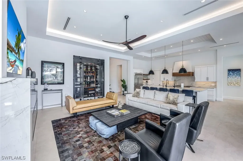 685 Cameo Court Marco Island FL 34145