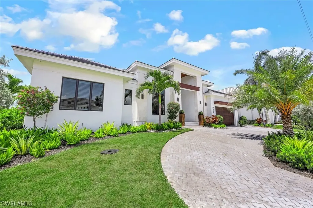 685 Cameo Court Marco Island FL 34145