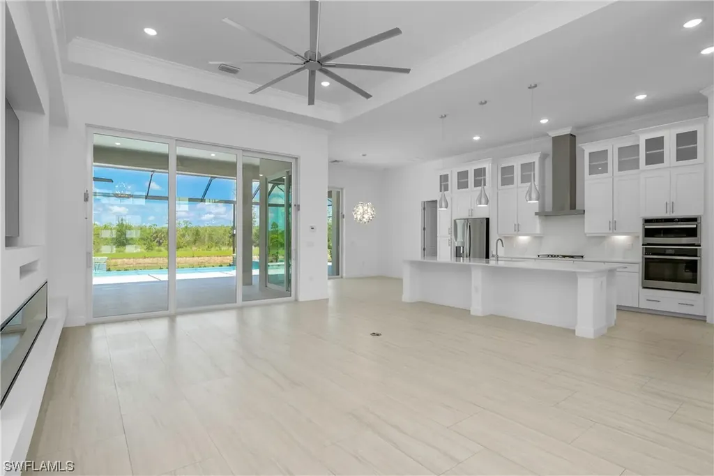 18652 Wildblue Boulevard Fort Myers FL 33913