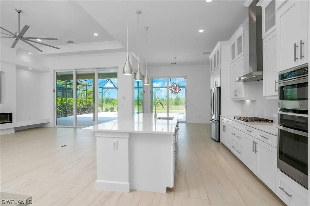 18652 Wildblue Boulevard Fort Myers FL 33913