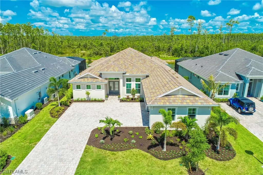 18652 Wildblue Boulevard Fort Myers FL 33913