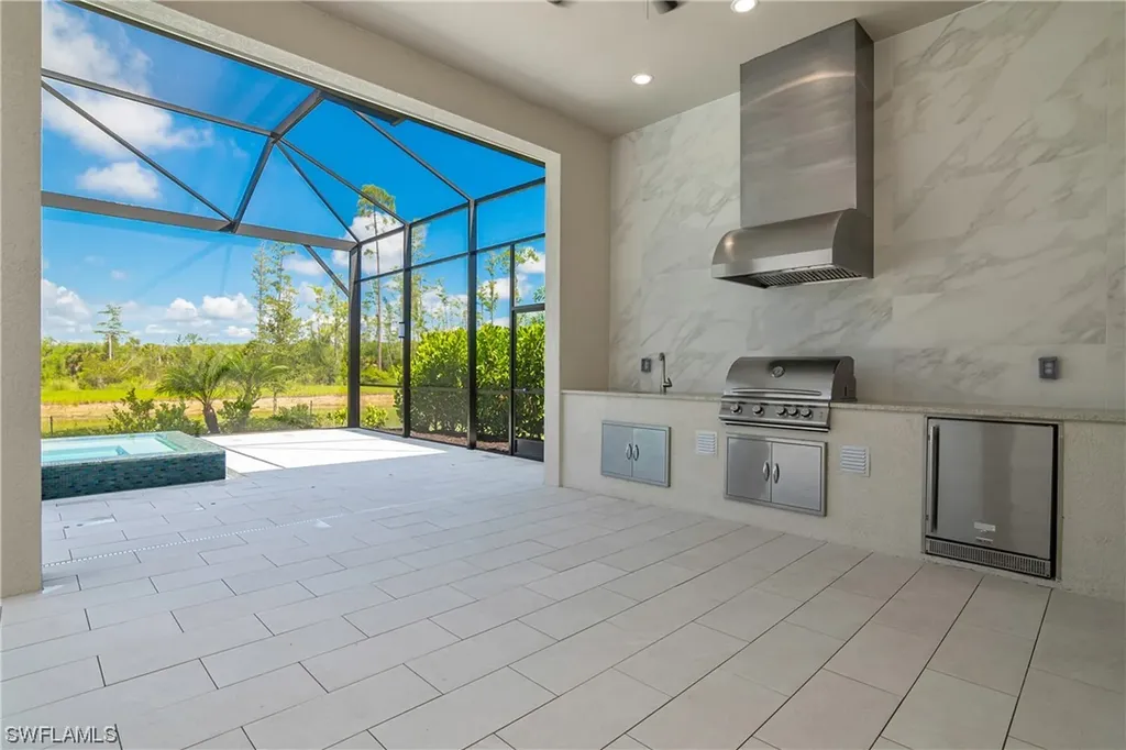 18652 Wildblue Boulevard Fort Myers FL 33913
