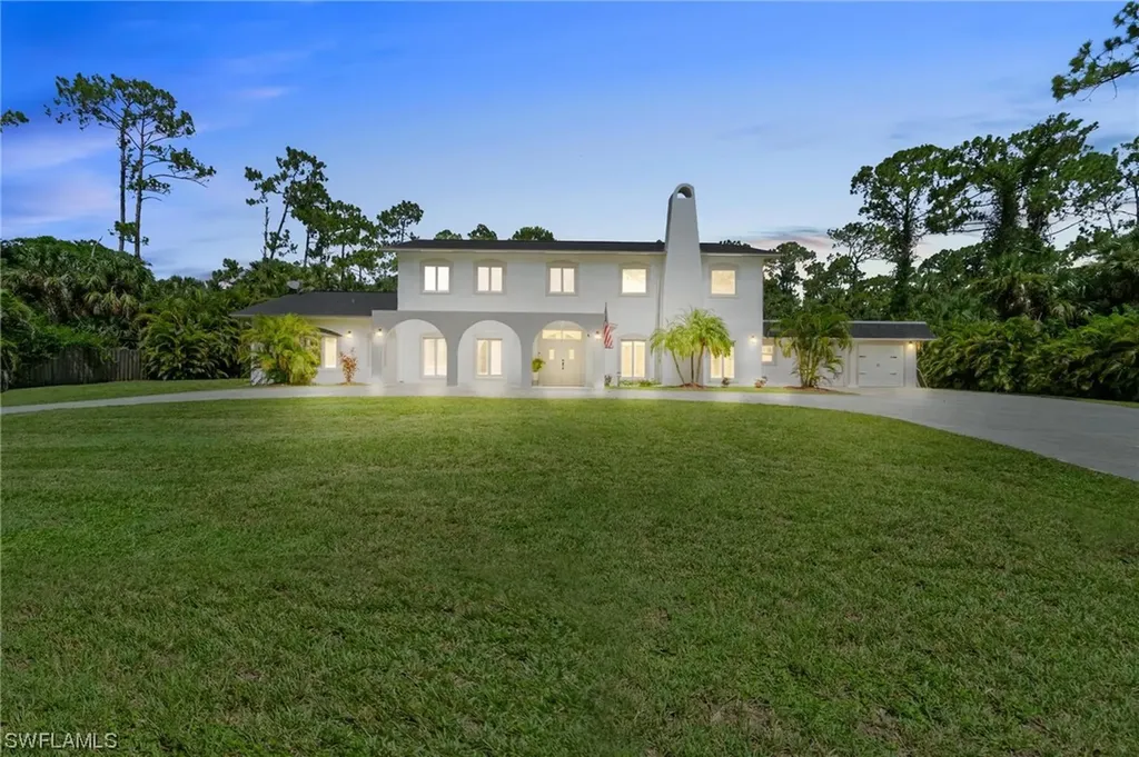 130 1st Street NW Naples FL 34120