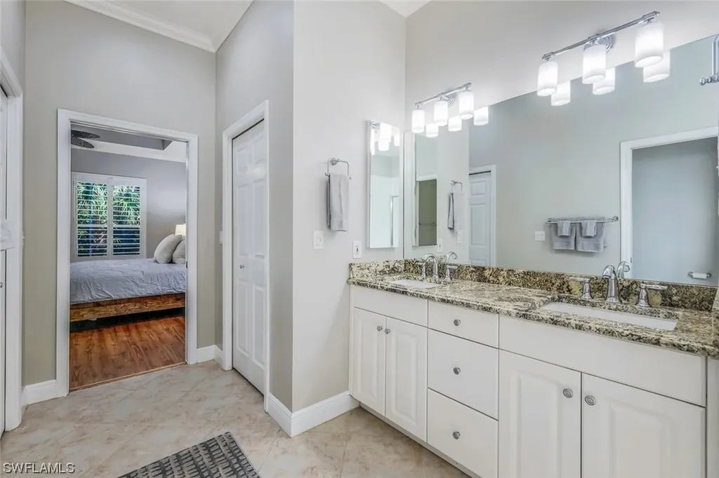 6075 Shallows Way Naples FL 34109