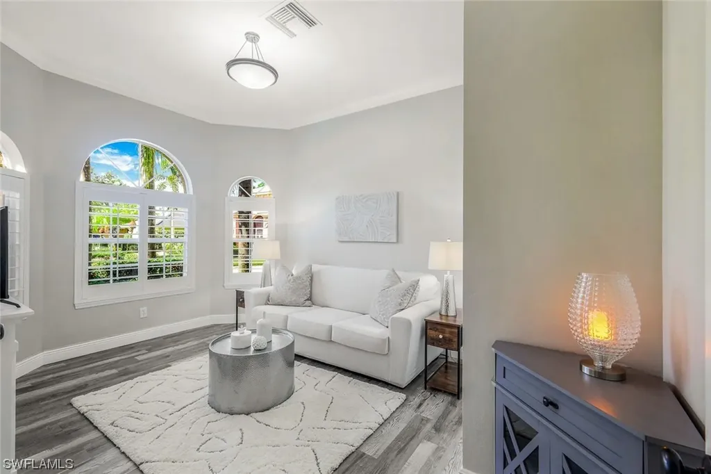6075 Shallows Way Naples FL 34109