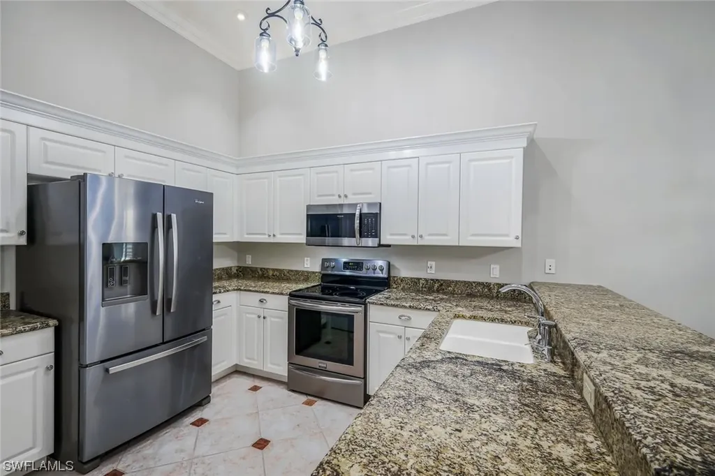 6075 Shallows Way Naples FL 34109