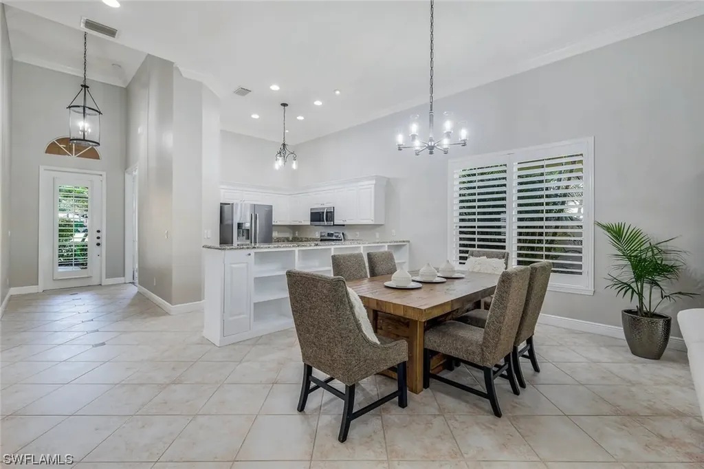 6075 Shallows Way Naples FL 34109