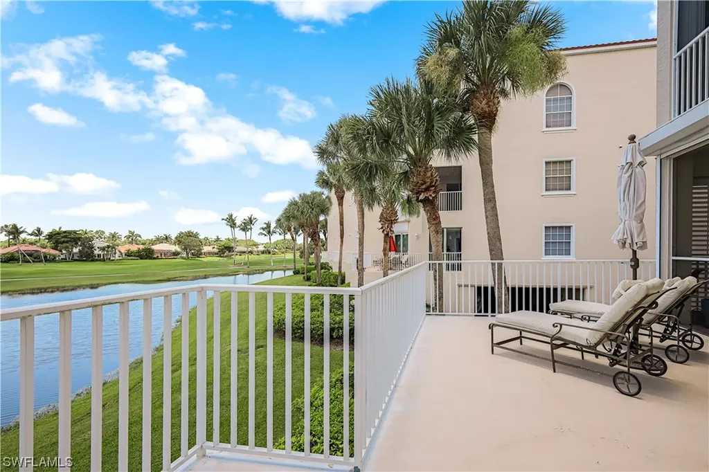1590 Clermont Drive Naples FL 34109