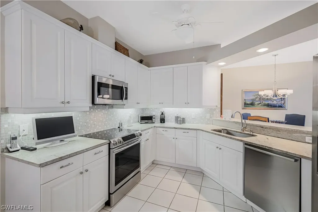 1590 Clermont Drive Naples FL 34109