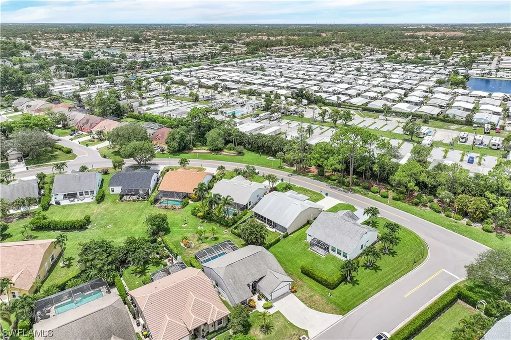 6600 Bishopgate Lane Naples FL 34104