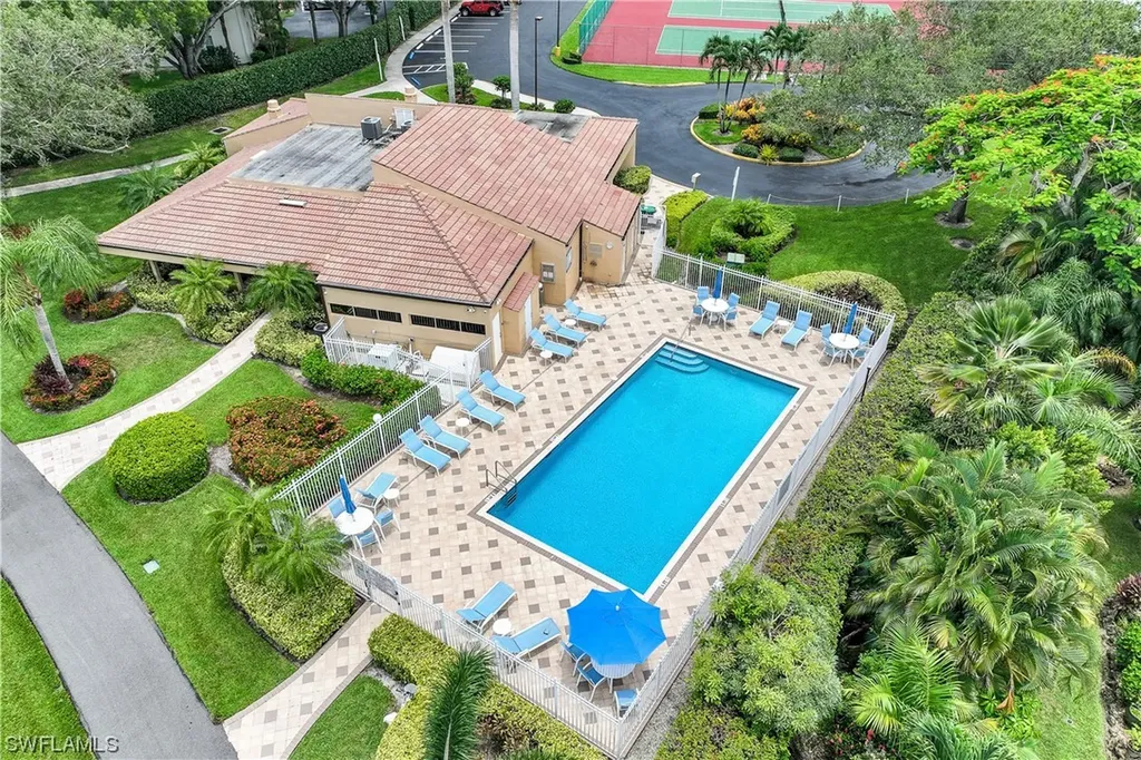 6600 Bishopgate Lane Naples FL 34104