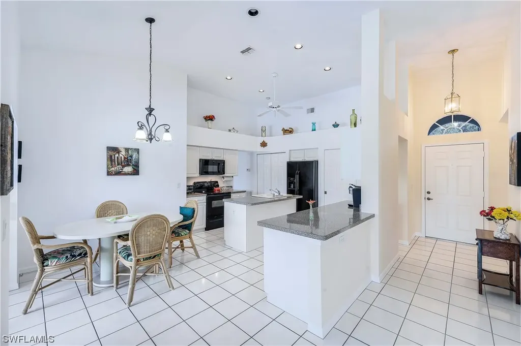 6600 Bishopgate Lane Naples FL 34104
