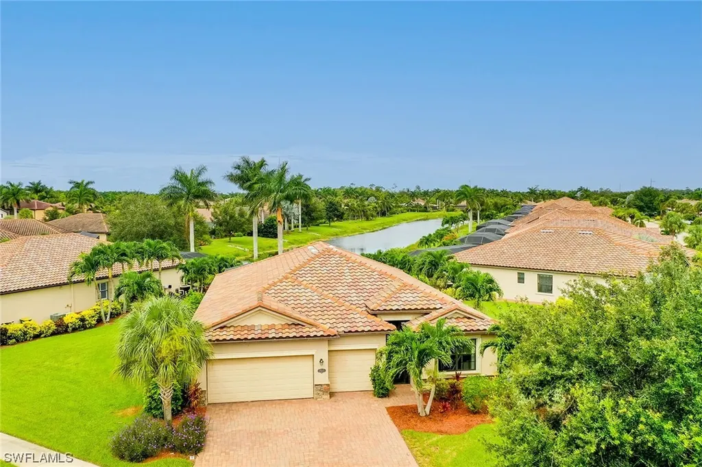 3945 Sapphire Way Naples FL 34114