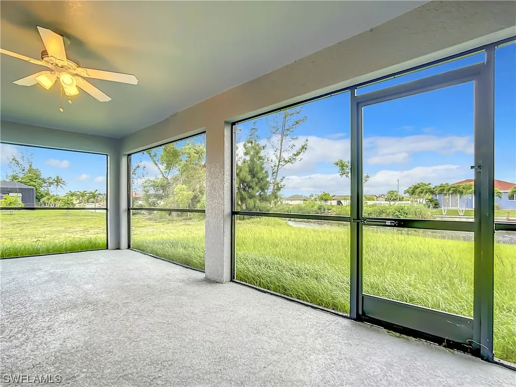 129 SW 28th Terrace Cape Coral FL 33914