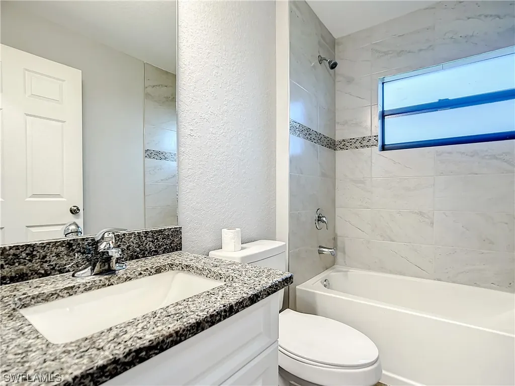129 SW 28th Terrace Cape Coral FL 33914
