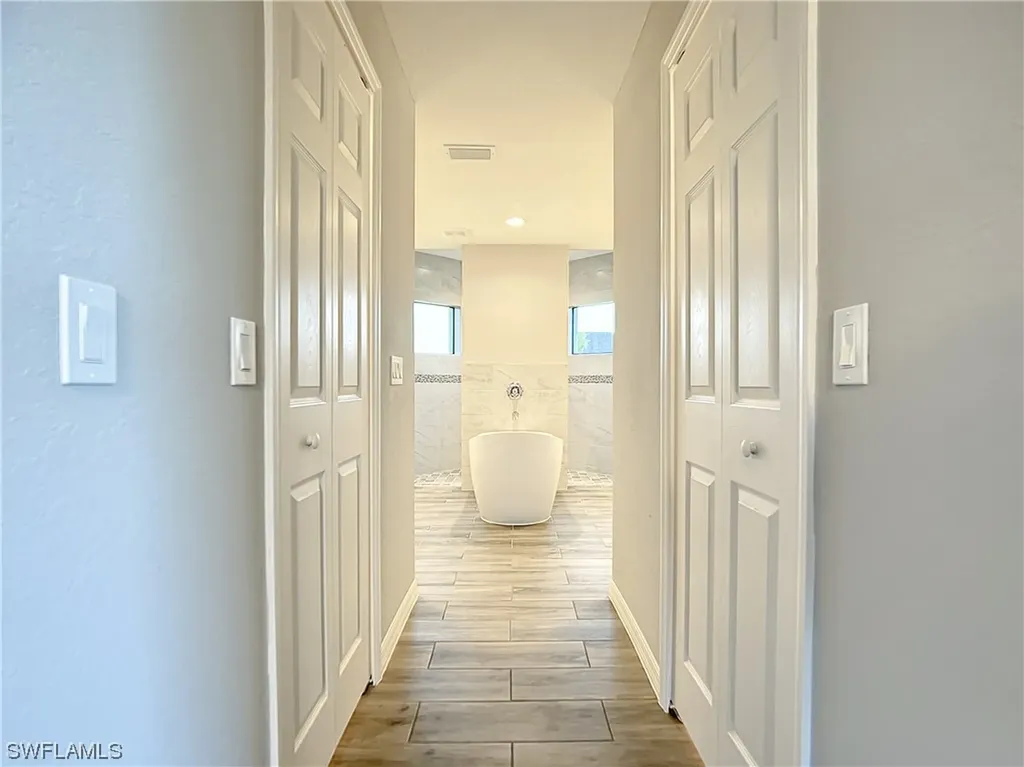129 SW 28th Terrace Cape Coral FL 33914
