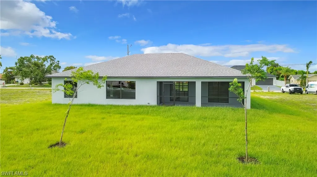 129 SW 28th Terrace Cape Coral FL 33914