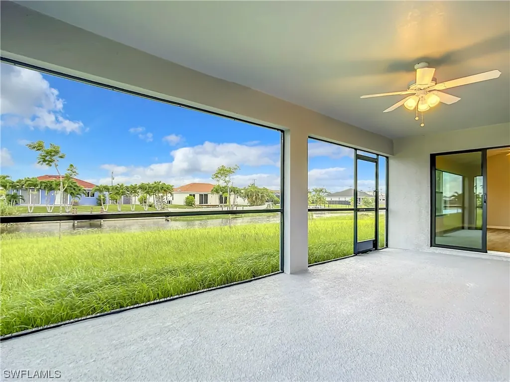 129 SW 28th Terrace Cape Coral FL 33914