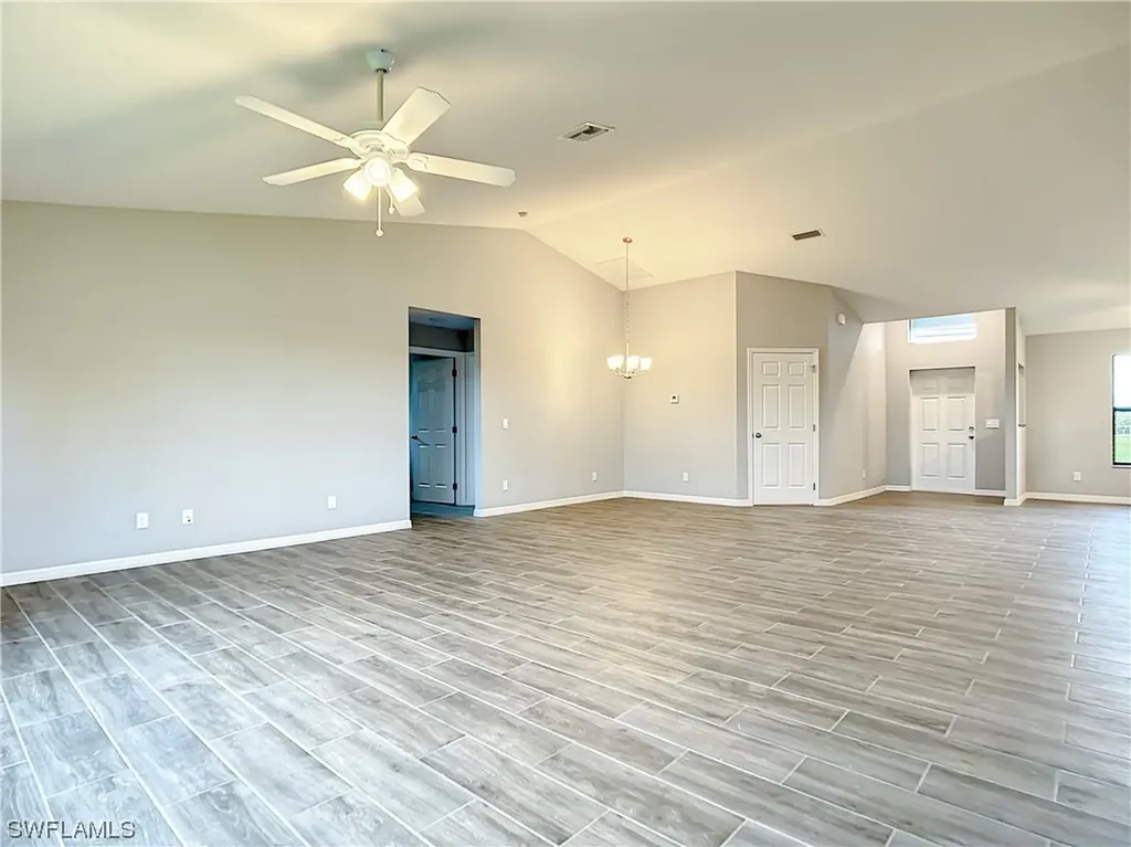 129 SW 28th Terrace Cape Coral FL 33914