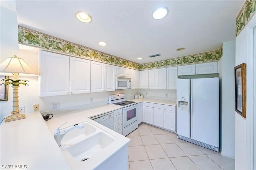7122 Blue Juniper Court Naples FL 34109