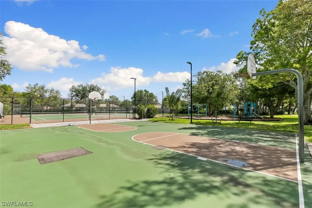 7122 Blue Juniper Court Naples FL 34109