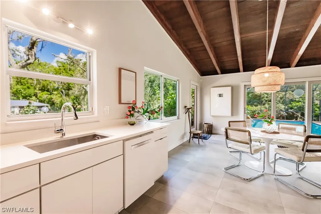 63 Constitution Drive Naples FL 34112