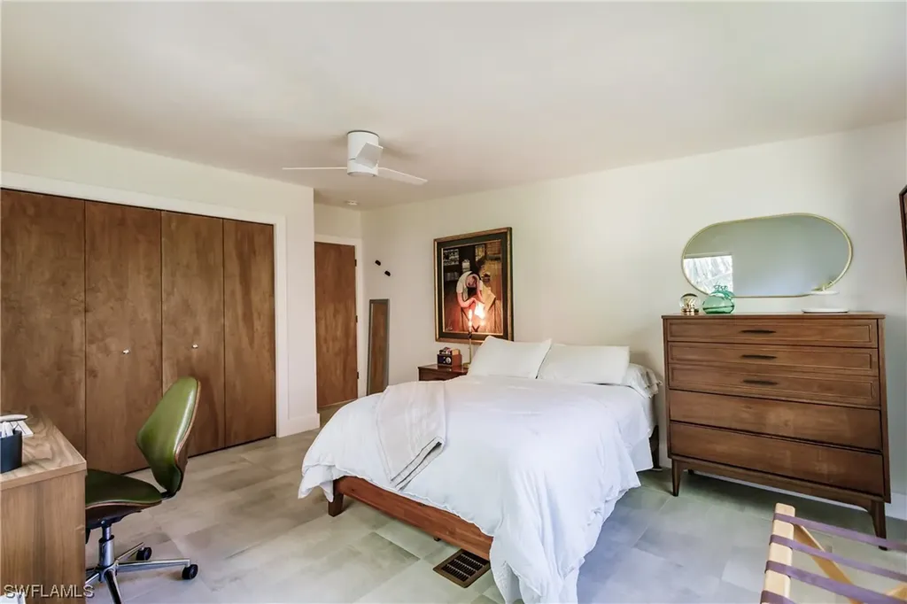 63 Constitution Drive Naples FL 34112