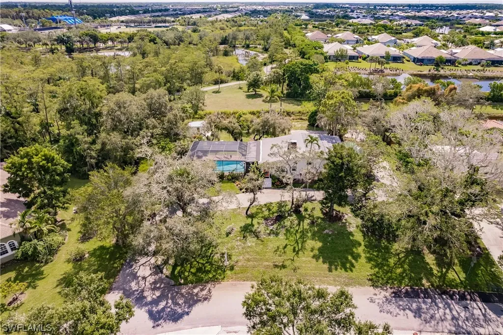 63 Constitution Drive Naples FL 34112