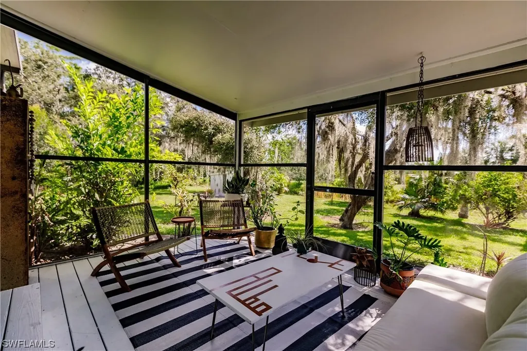 63 Constitution Drive Naples FL 34112