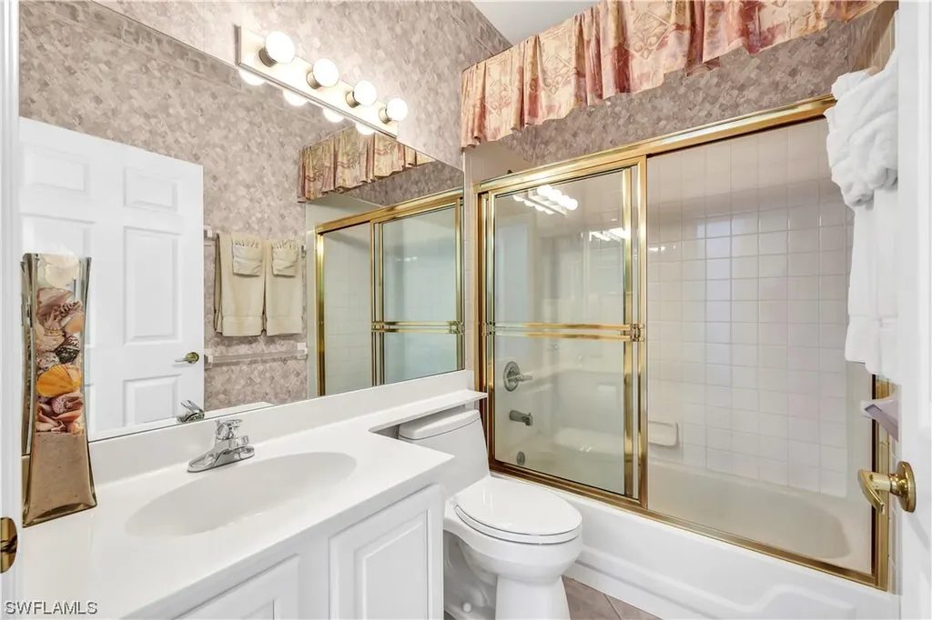 1721 Marsh Run Naples FL 34109