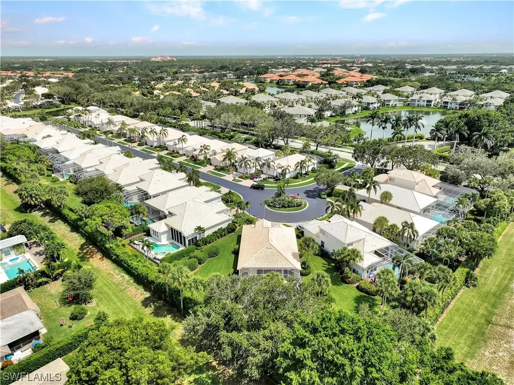 1721 Marsh Run Naples FL 34109